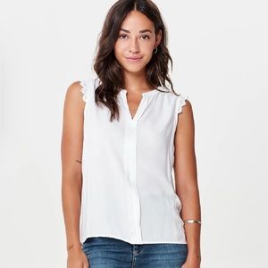 ONLY sleeveless blouse
